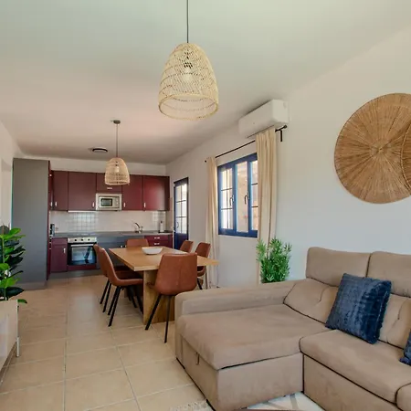 Rubicon Ii By Tenerifesummervillas Villa Playa Blanca (Lanzarote)