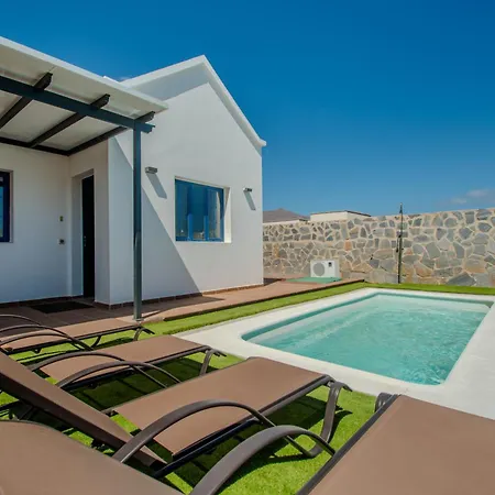 Villa Rubicon Ii By Tenerifesummervillas